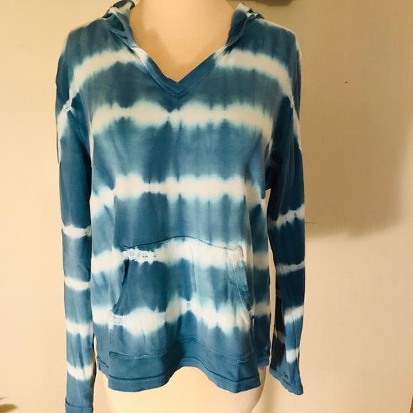SOLD - Tye Dye! Light Blue & White Tye Dye Hoodie - Picture 1 of 8